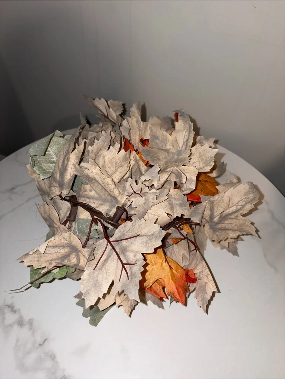 6ft Autumn Leaf Lighted Garland - ash white, Orange & Green Holiday Décor